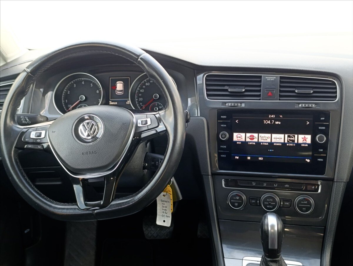 Volkswagen Golf Hatchback 1,5 l 96 kw