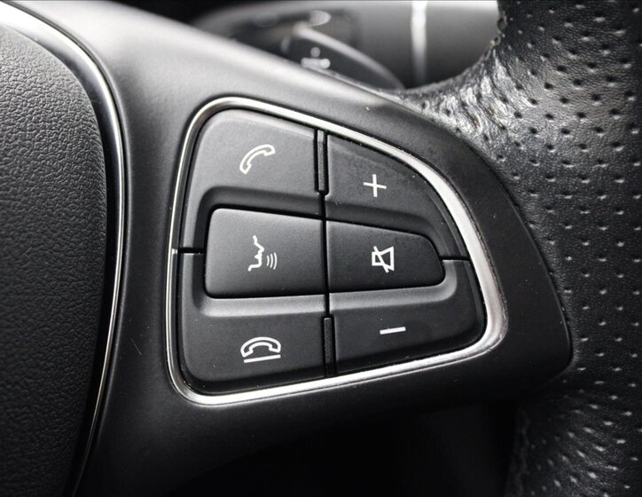 Mercedes-Benz Třídy C Kombi 2,0 l 135 kw