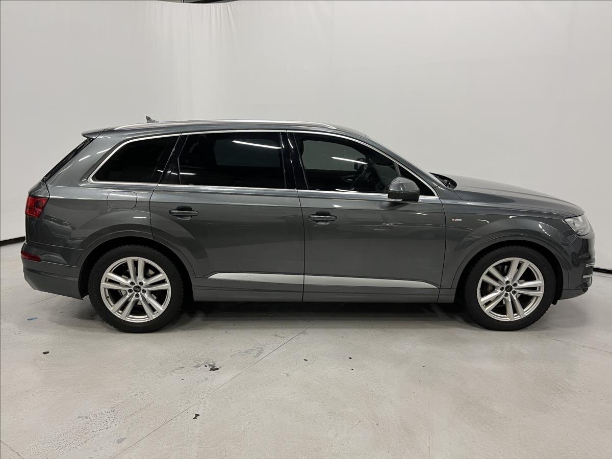 Audi Q7 SUV / Terénní 3,0 l 200 kw
