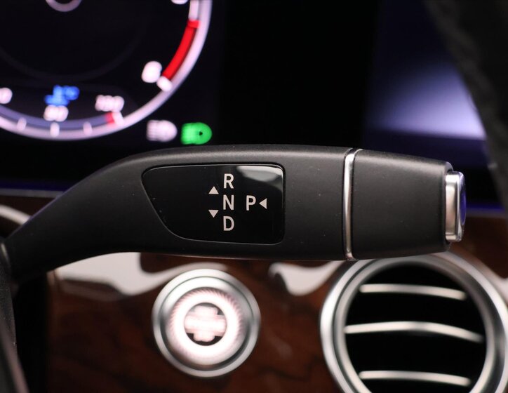 Mercedes-Benz Třídy E 26