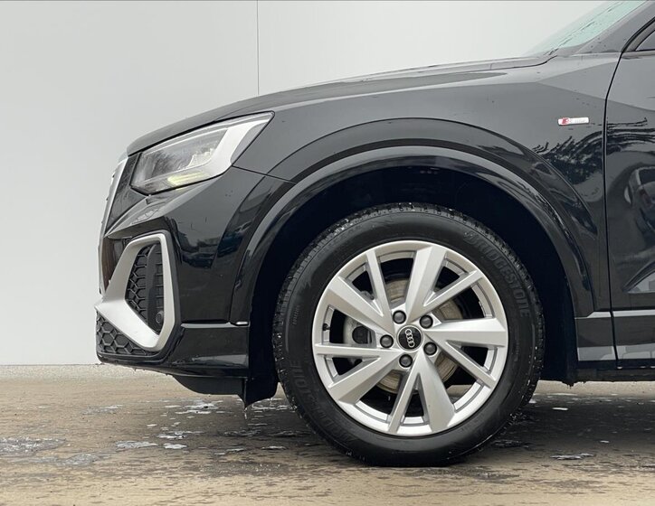 Audi Q2 SUV / Terénní 1,5 l 110 kw