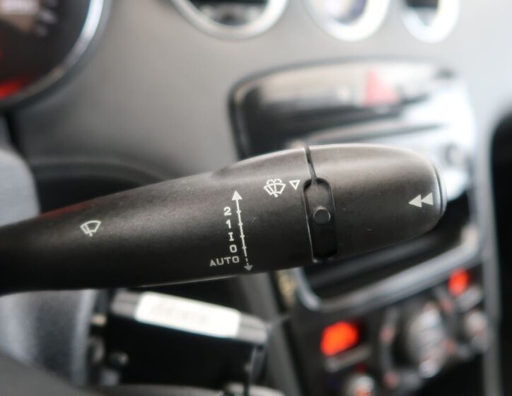 Peugeot RCZ Kupé 1,6 l 147 kw