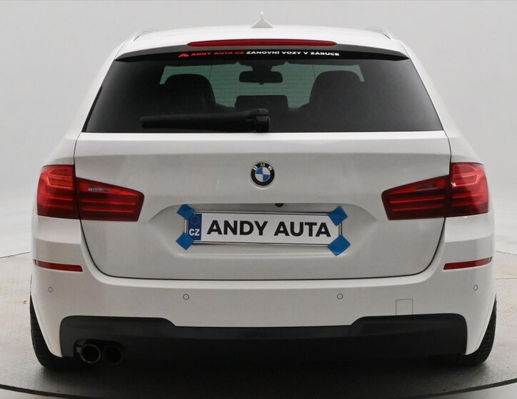 BMW Řada 5 Kombi 3,0 l 190 kw