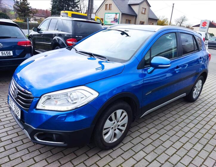 Suzuki SX4 S-Cross 2