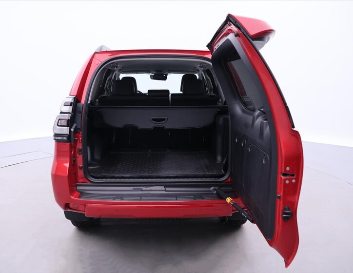 Toyota Land Cruiser SUV / Terénní 2,8 l 150 kw