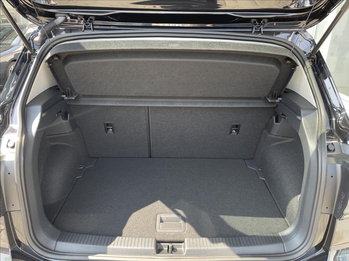 Volkswagen T-Cross SUV 999,0 70 kw