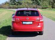 Toyota Avensis 6