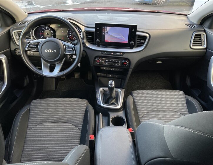 KIA Ceed Hatchback 998,0 74 kw
