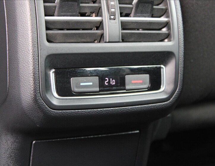 Volkswagen Passat Kombi 2,0 l 110 kw