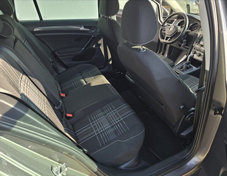 Volkswagen Golf Kombi 1,4 l 92 kw