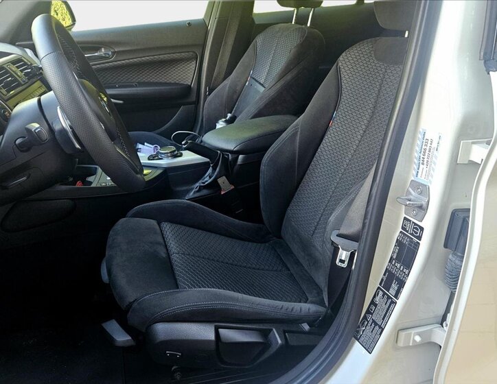 BMW Řada 1 Hatchback 3,0 l 235 kw