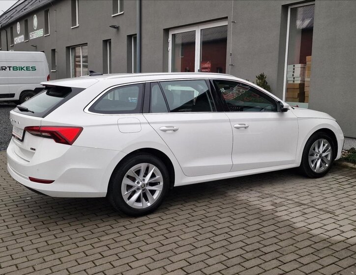 Škoda Octavia 11