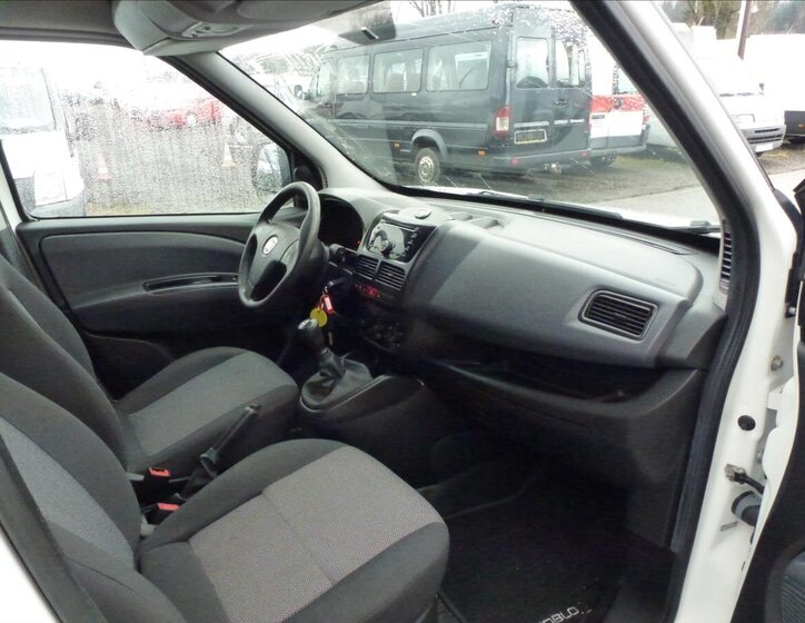 Fiat Dobló 25
