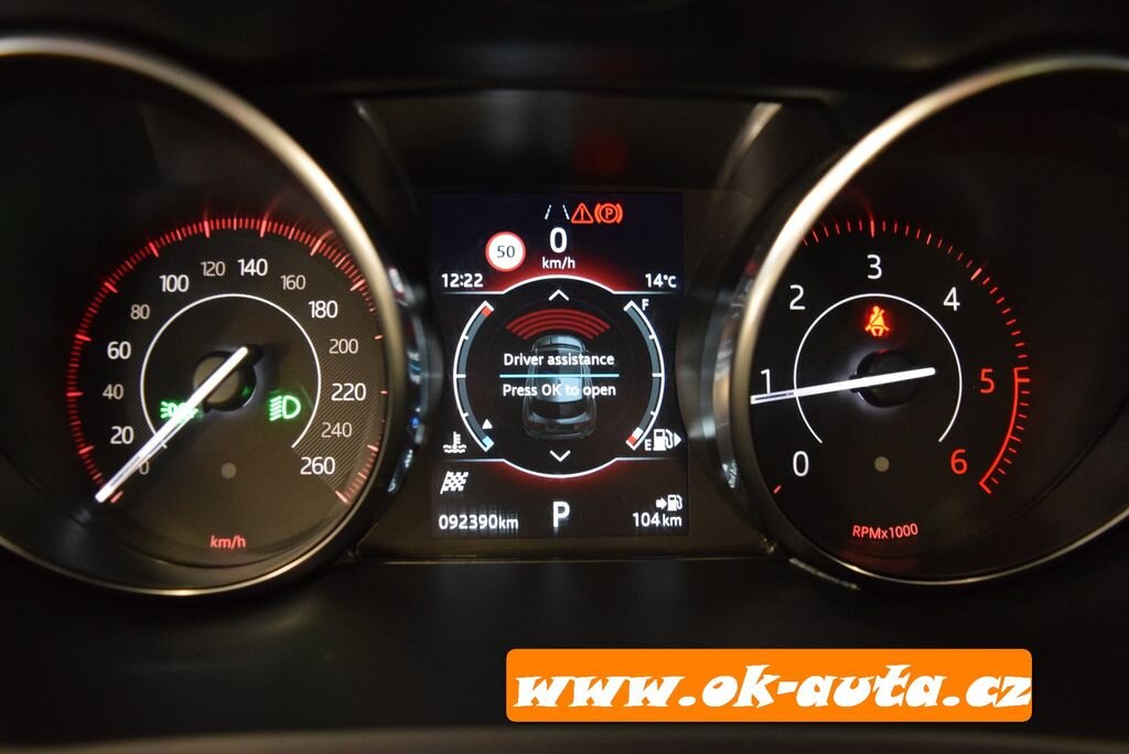 Jaguar F-Pace SUV 2,0 l 110 kw