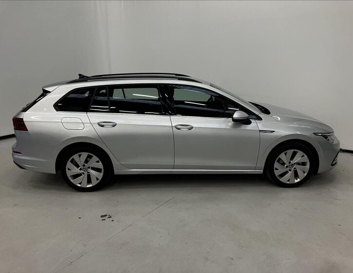 Volkswagen Golf Kombi 1,5 l 110 kw