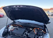 Ford Kuga SUV / Terénní 2,5 l 165 kw