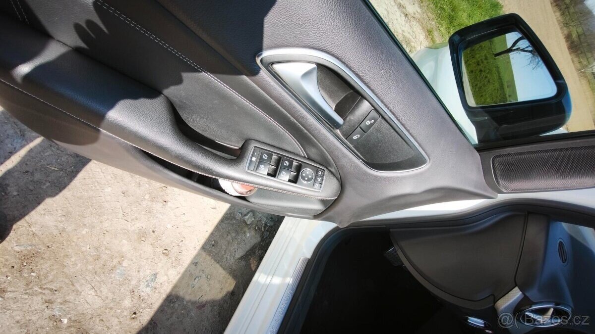 Mercedes-Benz AMG One SUV / Terénní 0,0 125 kw