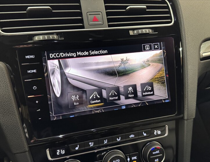 Volkswagen Golf Hatchback 2,0 l 228 kw