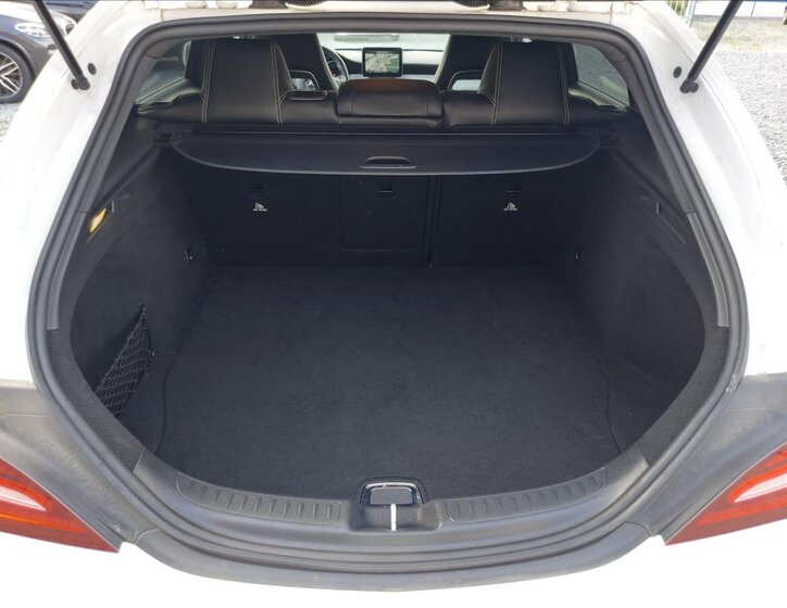 Mercedes-Benz CLA 13