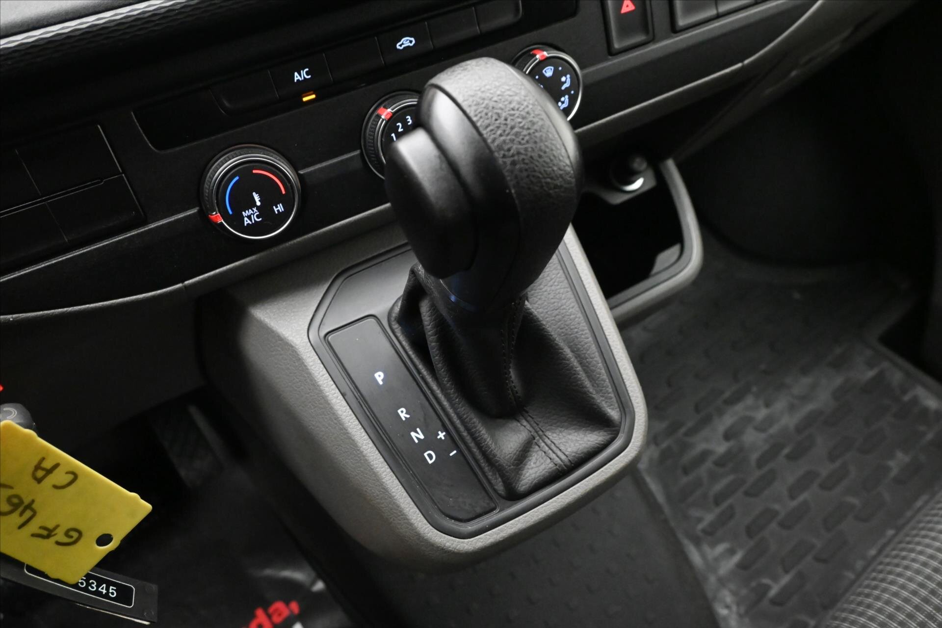 Volkswagen Transporter Skříň 2,0 l 110 kw