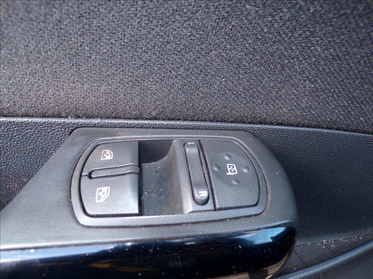 Opel Corsa Hatchback 1,2 l 59 kw