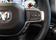 Dodge RAM Pick-up 5,7 l 291 kw