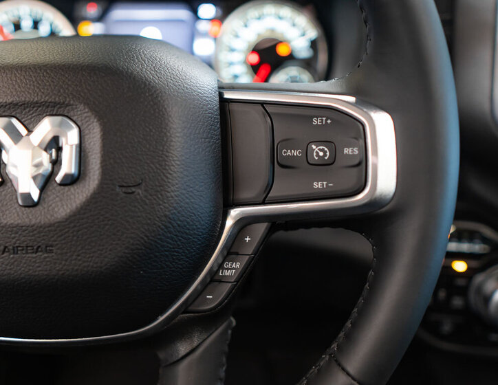 Dodge RAM Pick-up 5,7 l 291 kw