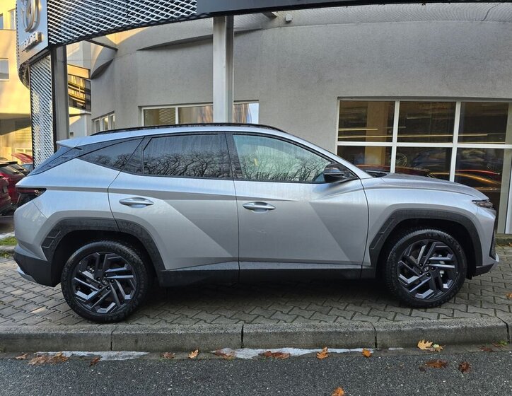 Hyundai Tucson SUV 1,6 l 117 kw