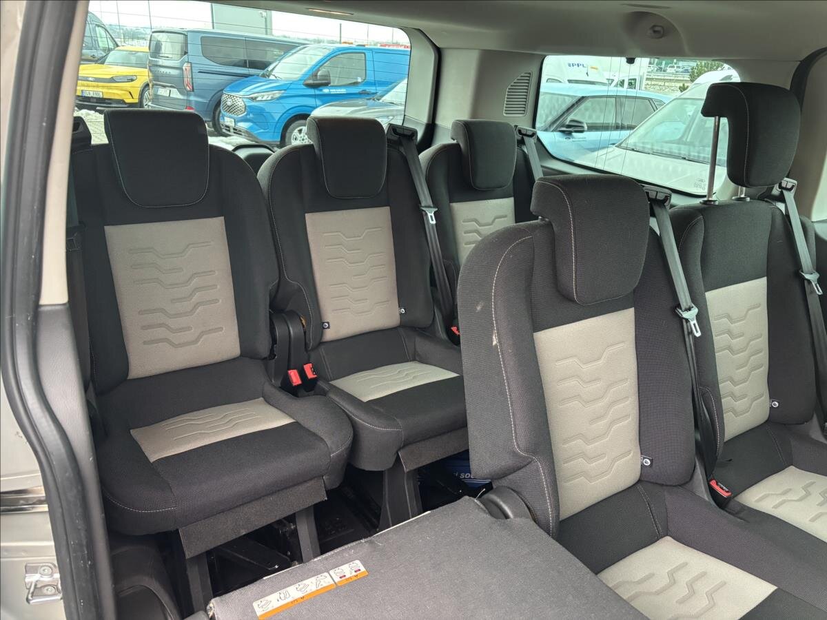 Ford Tourneo Custom