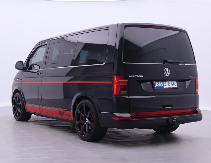 Volkswagen Multivan 5