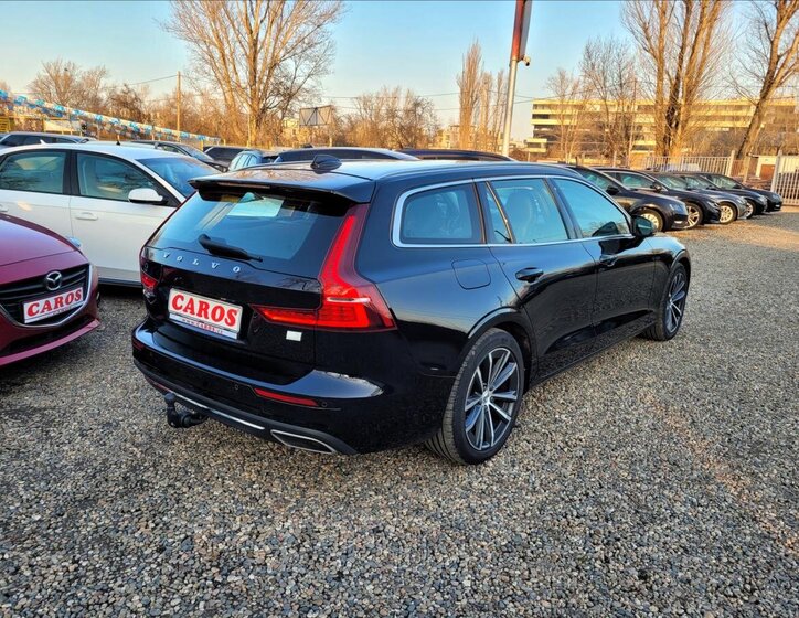 Volvo V60 Kombi 2,0 l 251 kw