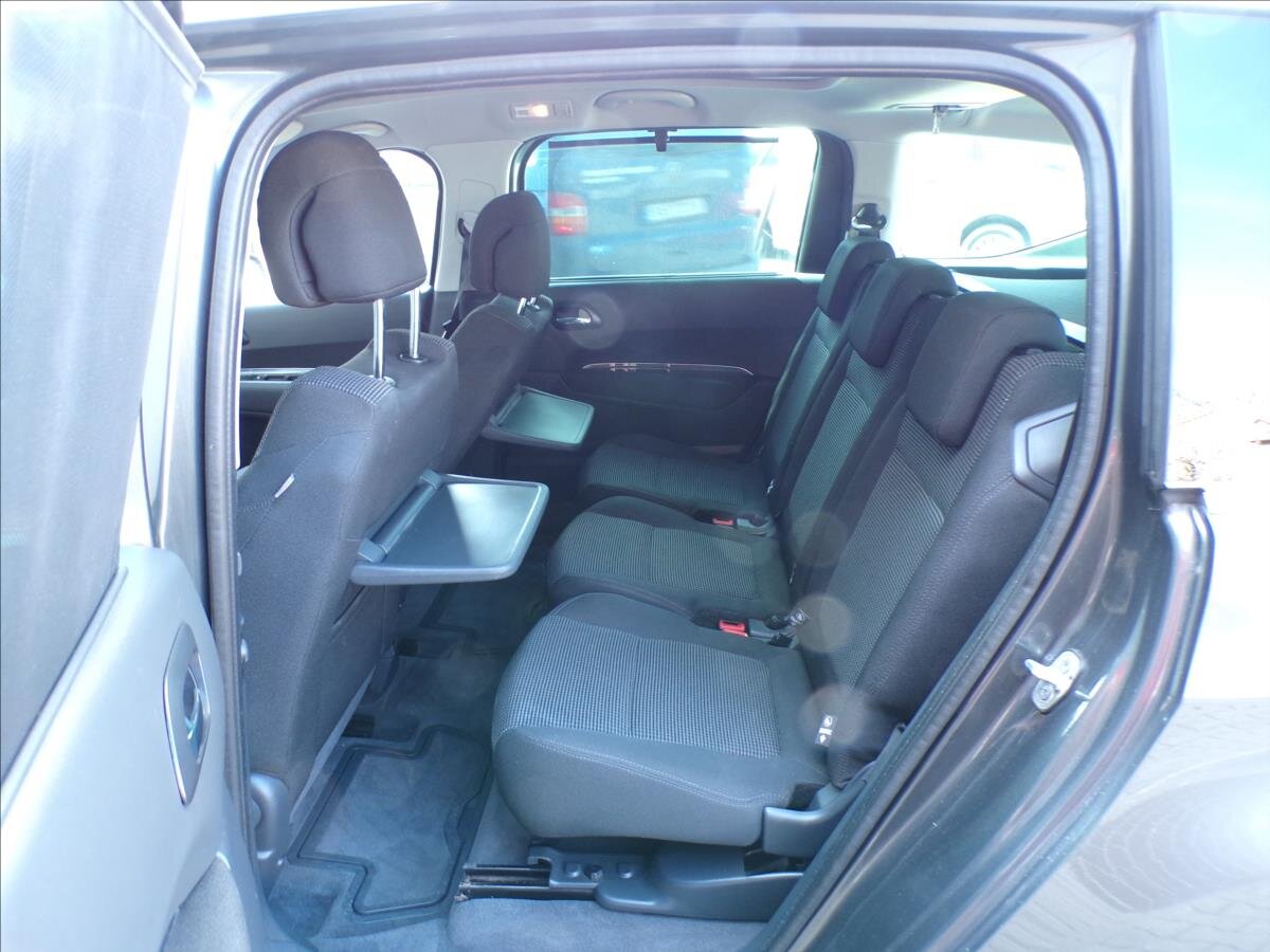 Peugeot 5008 Kombi 1,6 l 115 kw