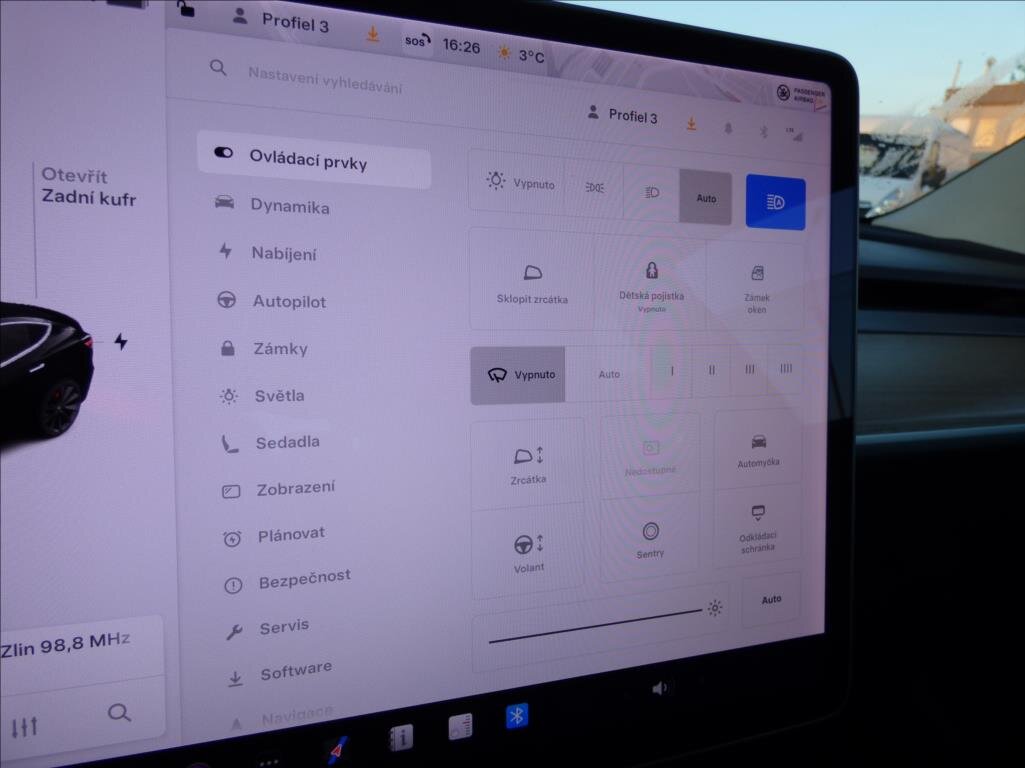 Tesla Model 3 Sedan 0,0 377 kw