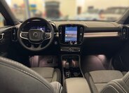 Volvo XC40 SUV / Terénní 2,0 l 120 kw