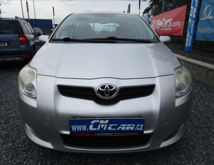 Toyota Auris 2