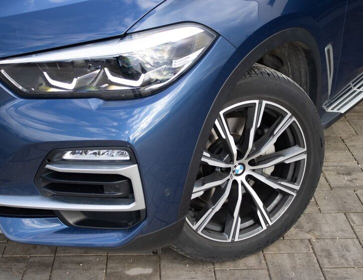 BMW X5 SUV 3,0 l 195 kw