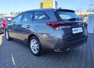 Toyota Auris 7