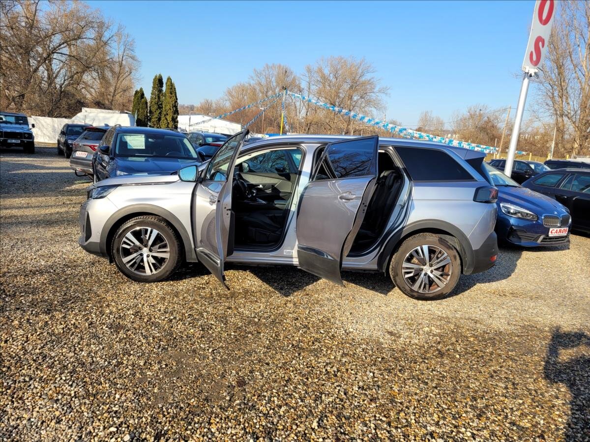 Peugeot 5008 SUV / Terénní 1,5 l 96 kw