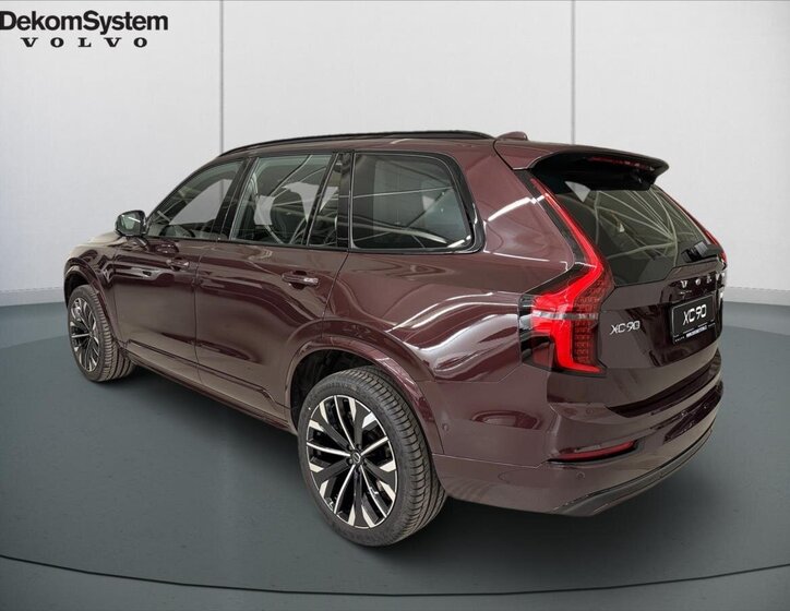 Volvo XC90 SUV / Terénní 2,0 l 184 kw