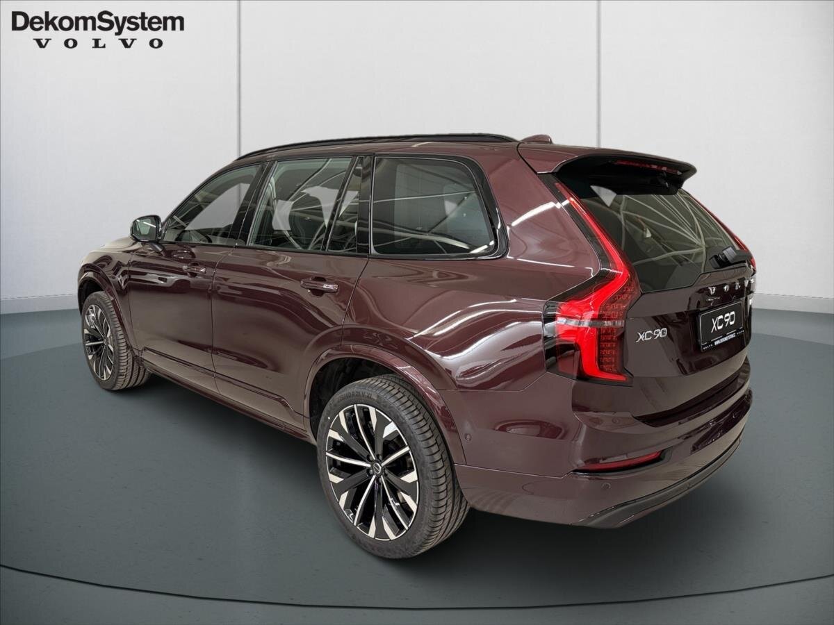 Volvo XC90 SUV / Terénní 2,0 l 184 kw