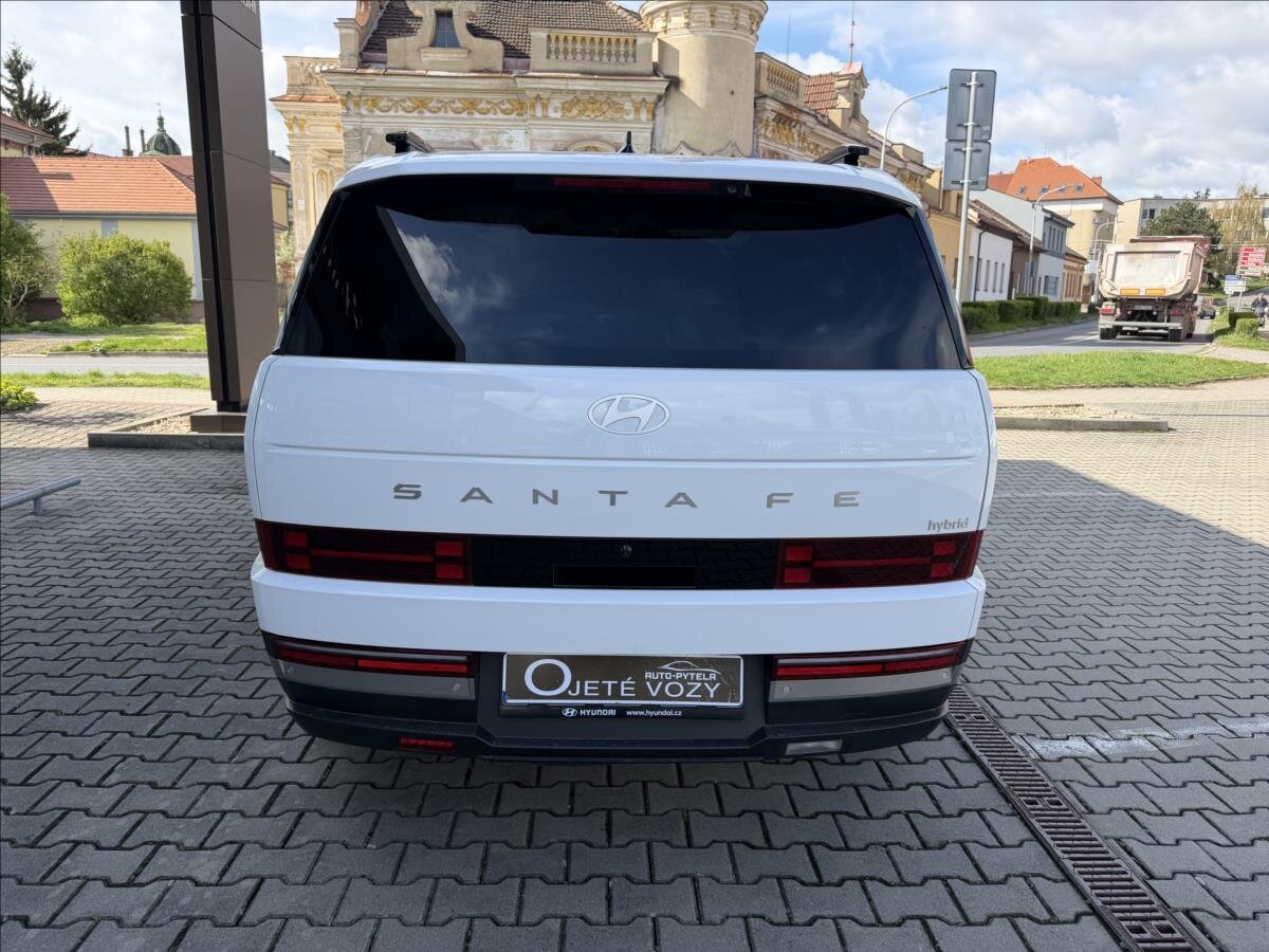 Hyundai Santa Fe SUV / Terénní 1,6 l 117 kw