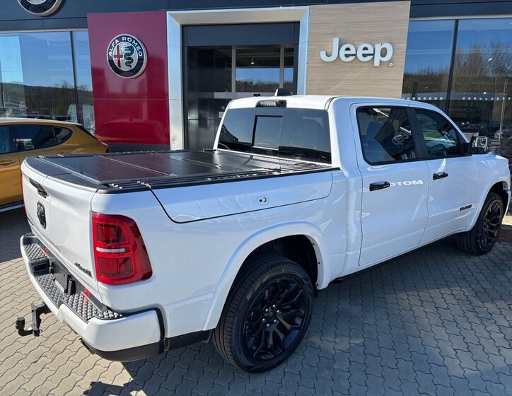 Dodge RAM Pick-up 3,0 l 403 kw