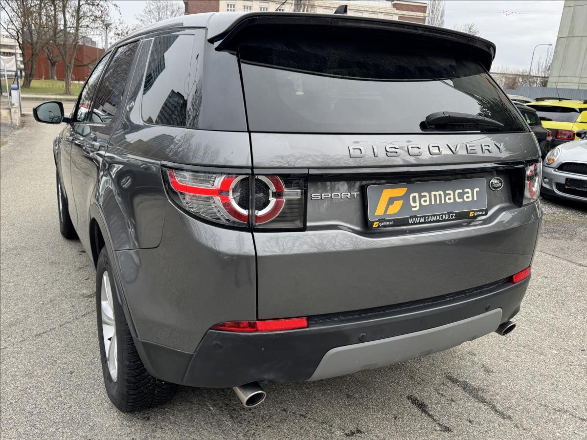 Land Rover Discovery Sport SUV 2,0 l 110 kw