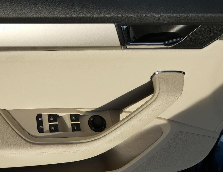 Škoda Superb Kombi 2,0 l 140 kw