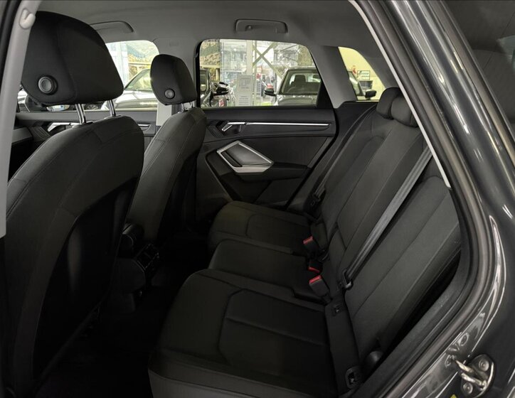 Audi Q3 SUV 2,0 l 110 kw