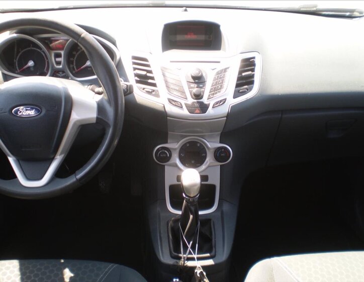 Ford Fiesta Hatchback 1,4 l 51 kw