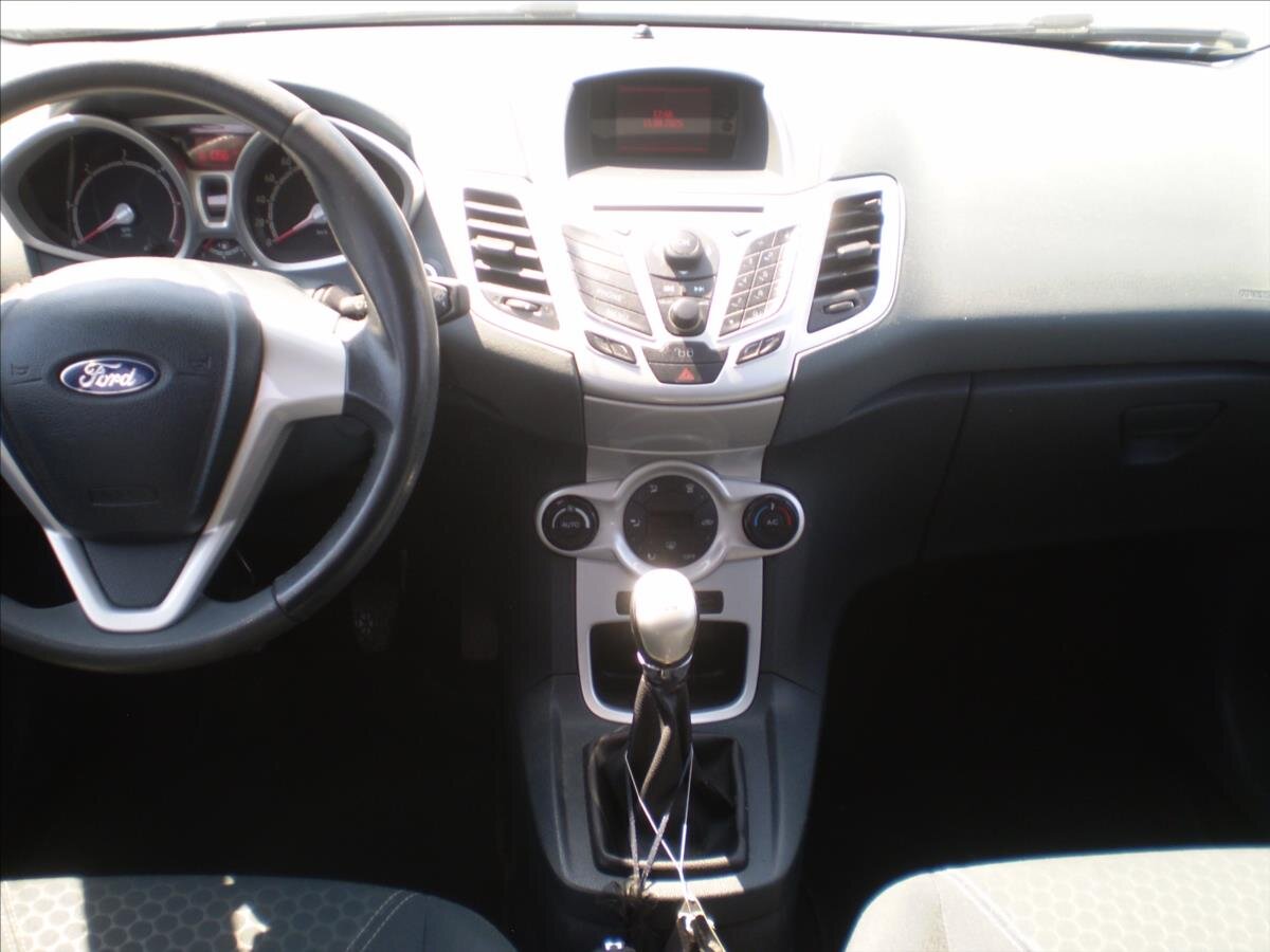 Ford Fiesta Hatchback 1,4 l 51 kw
