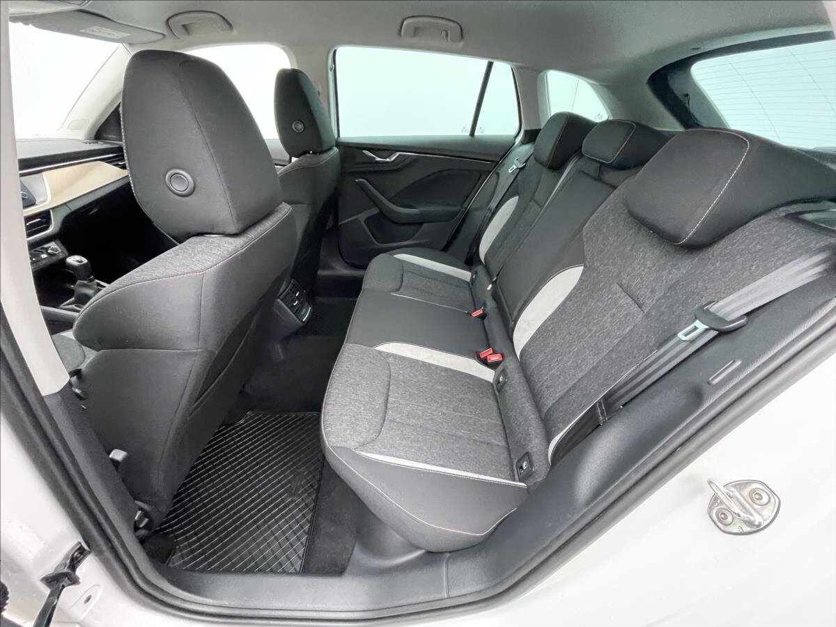 Škoda Scala Hatchback 999,0 81 kw