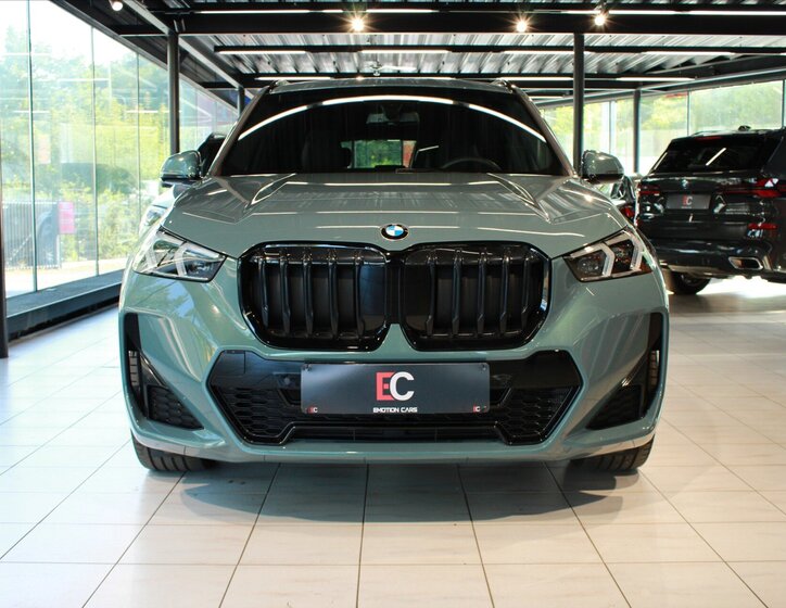 BMW X1 SUV 2,0 l 145 kw