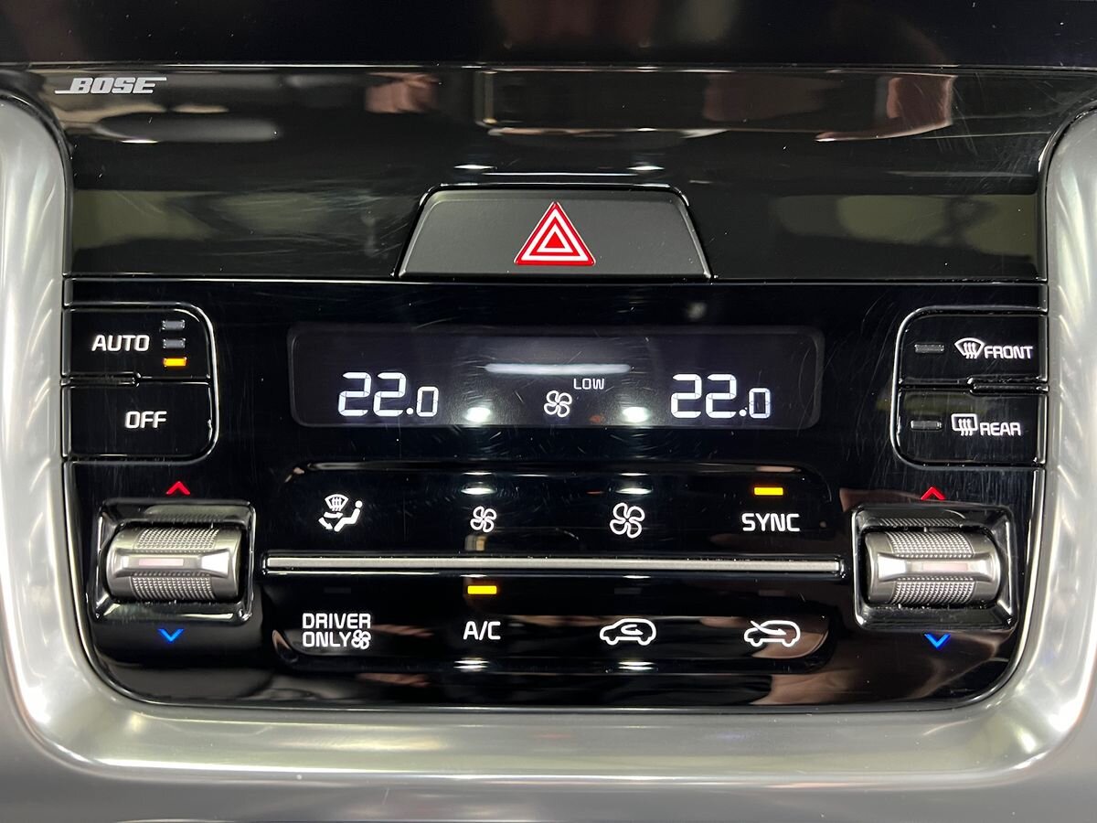 KIA Sorento SUV / Terénní 1,6 l 176 kw